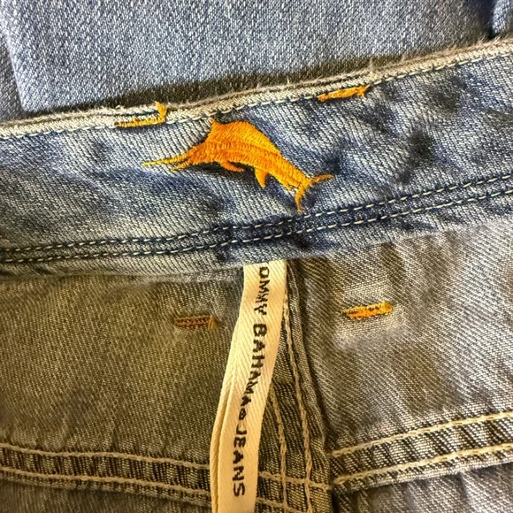 Tommy Bahama Standard Jeans, Straight Leg, Comfort Waistband, Size 32/30 - Picture 8 of 11